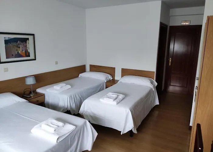 Matillas 게스트하우스 미란다데에브로