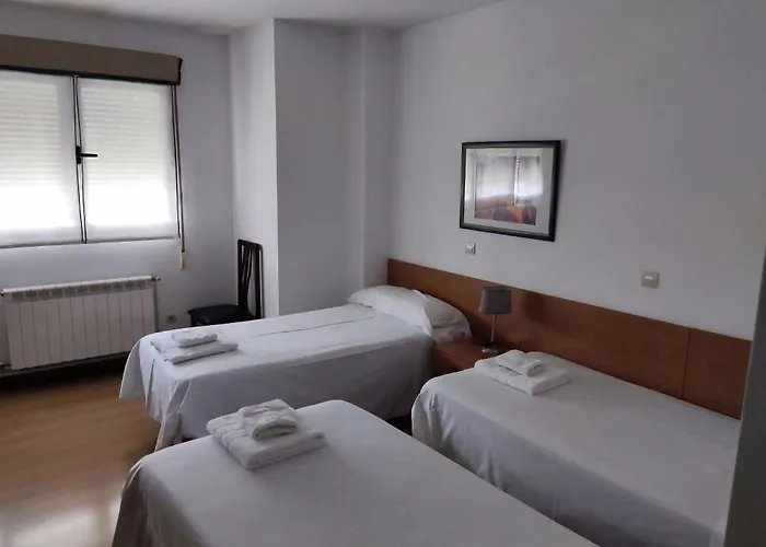 Matillas 게스트하우스 미란다데에브로